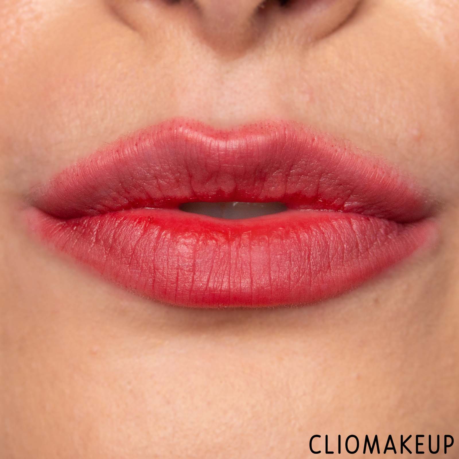 cliomakeup-recensione-rossetto-fenty-beauty-poutsicle-hydrating-lip-stain-15