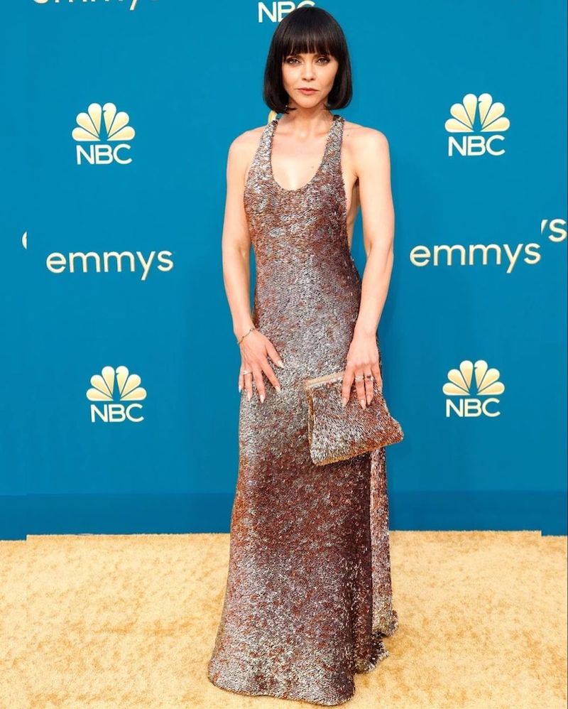 cliomakeup-emmy-awards-2022-look-21