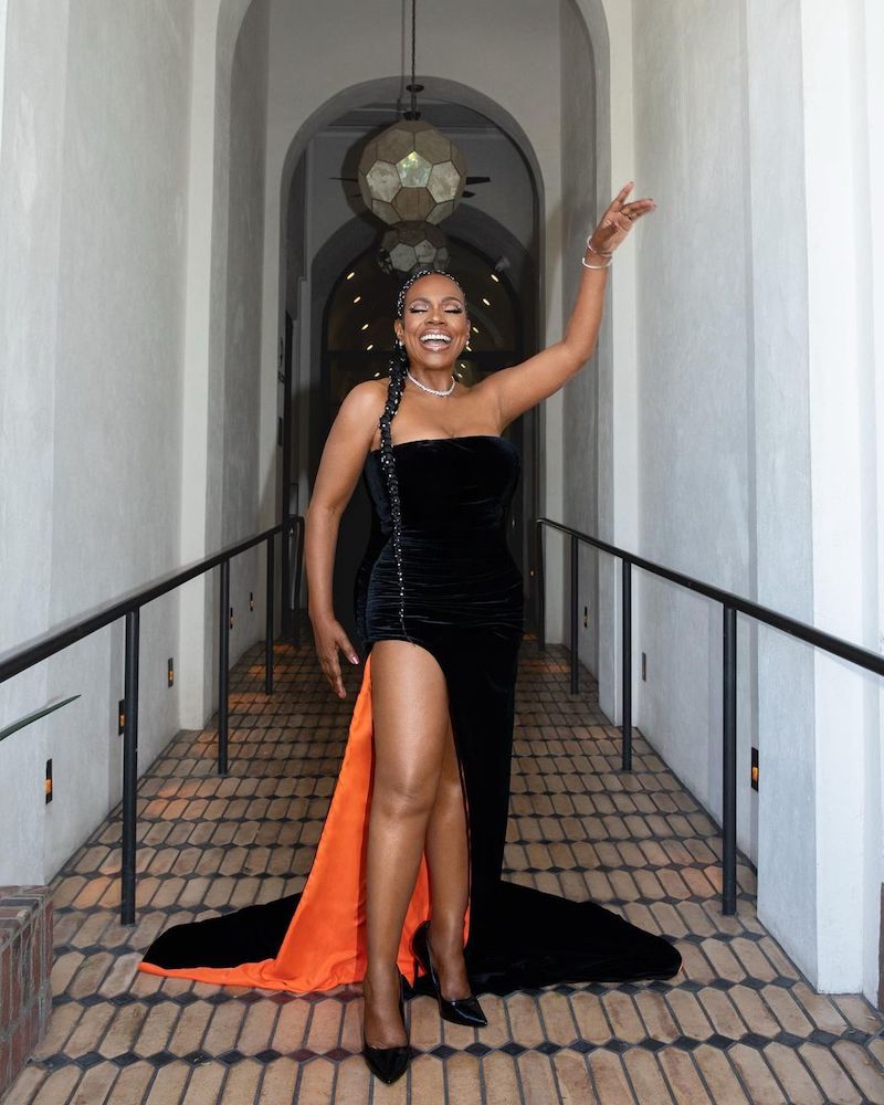 cliomakeup-emmy-awards-2022-look-31
