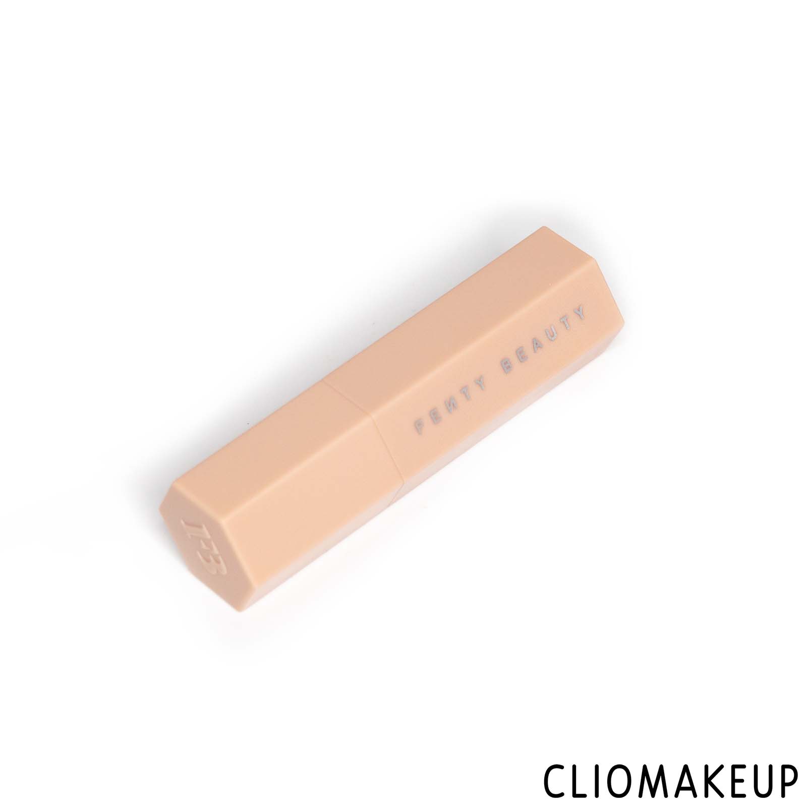 cliomakeup-recensione-correttore-fenty-beauty-match-stix-correcting-correttore-in-stick-4