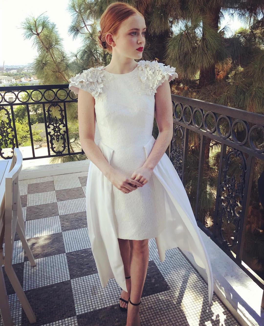 cliomakeup-sadie-sink-10