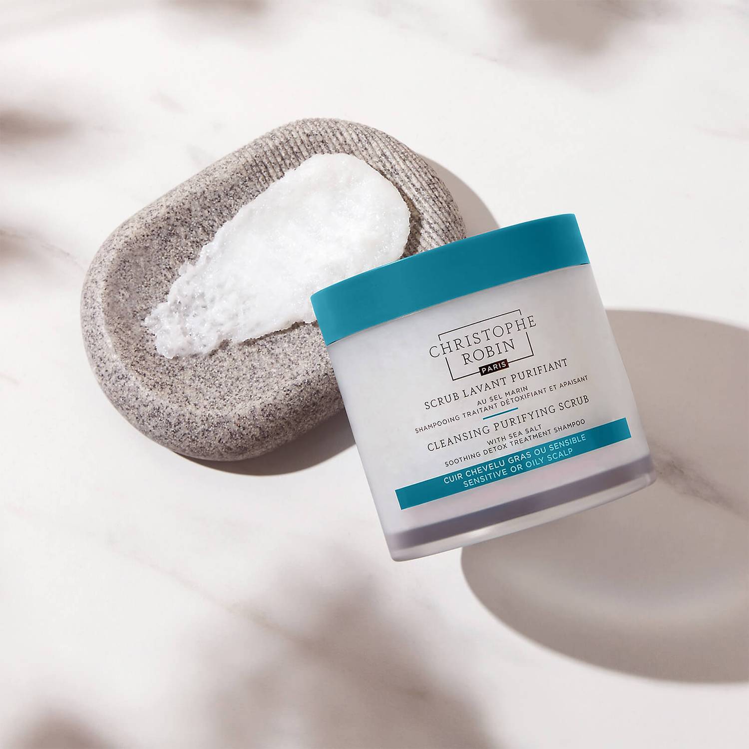 cliomakeup-sudorazione-cuoio-capelluto-teamclio-scrub