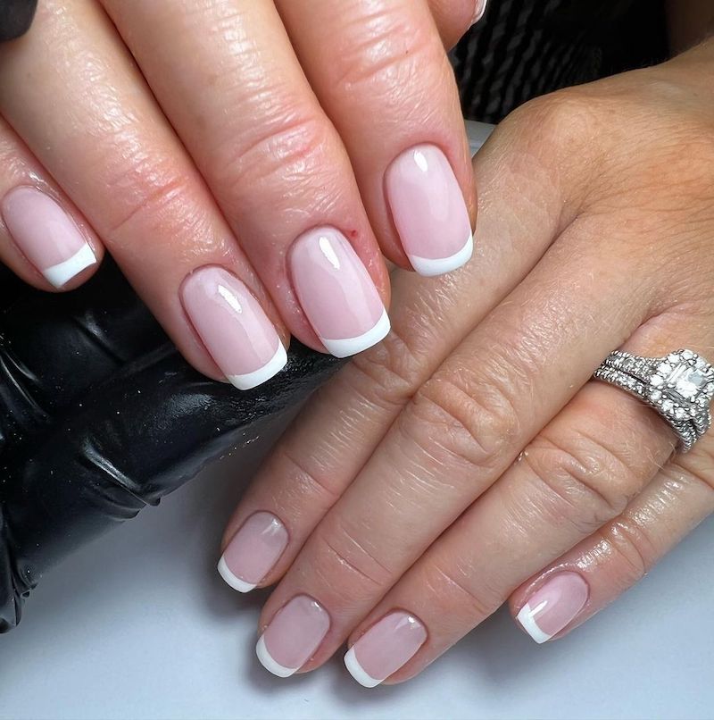cliomakeup-storia-french-manicure-teamclio-14