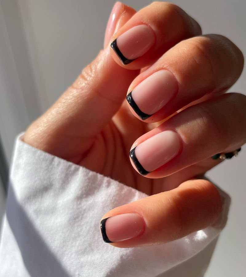 cliomakeup-storia-french-manicure-teamclio-2