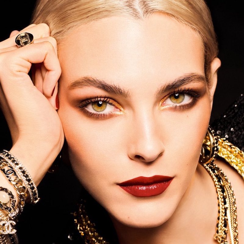 cliomakeup-collezioni-make-up-natale-2022-chanel-look