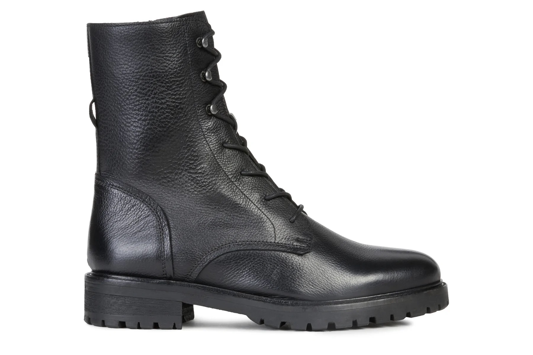Cliomakeup-scarpe-bassea-autunno-inverno-2022-2023-Geox-Donna-D