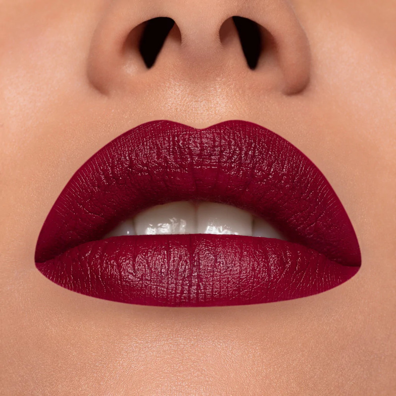 cliomakeup-a-chi-sta-bene-viva-magenta-trucco-cliomakeup-rossetto-cremoso-creamylove-dominique-3_1024x1024