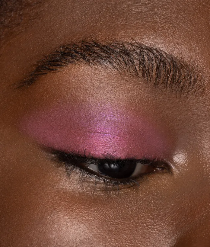 cliomakeup-a-chi-sta-bene-viva-magenta-trucco-ombretto-liquido-cliomakeup-sweetielove-liquid-crostatina-marie