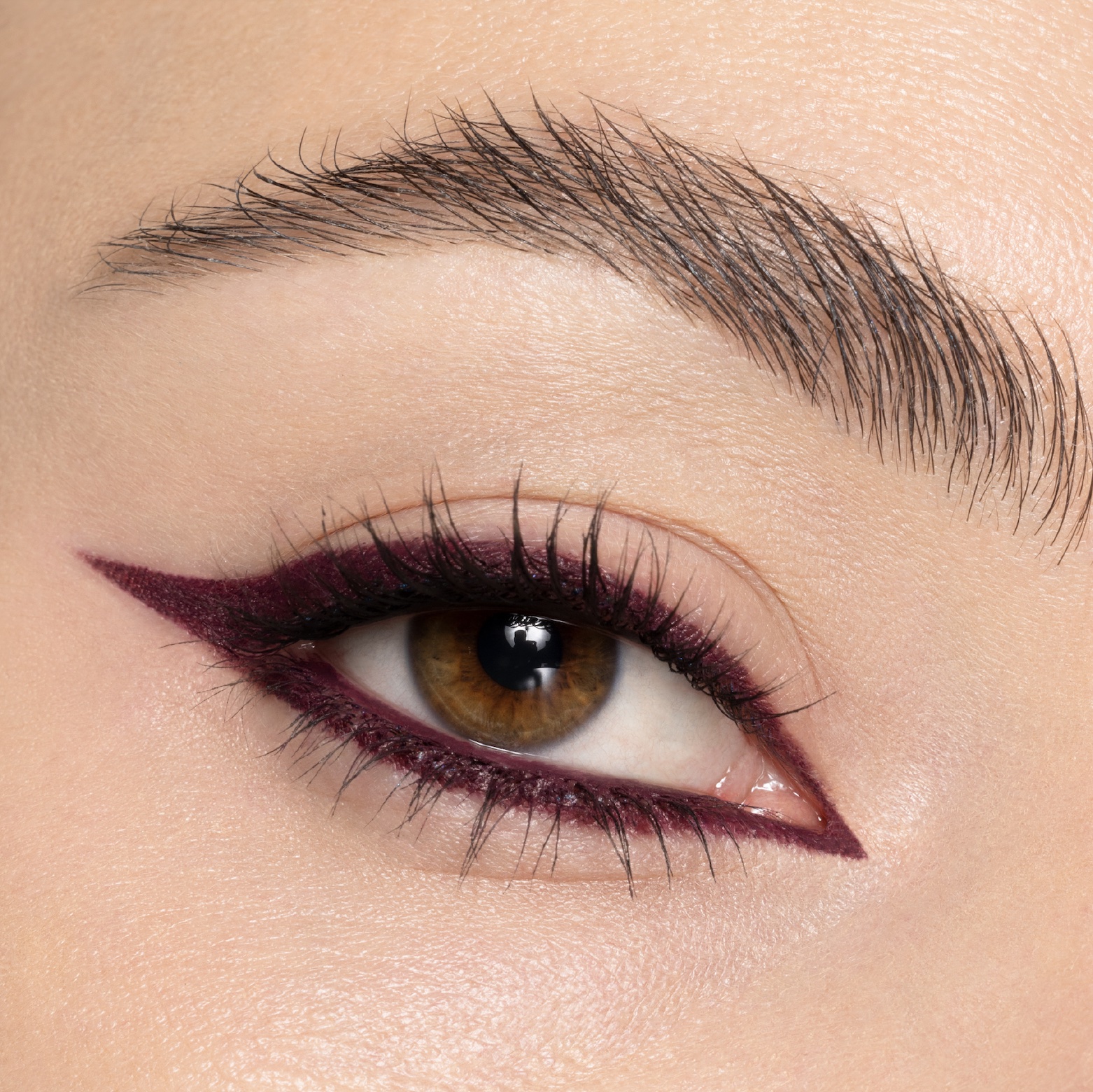cliomakeup-alldaylove-matite-occhi-05-uva-indossato-02