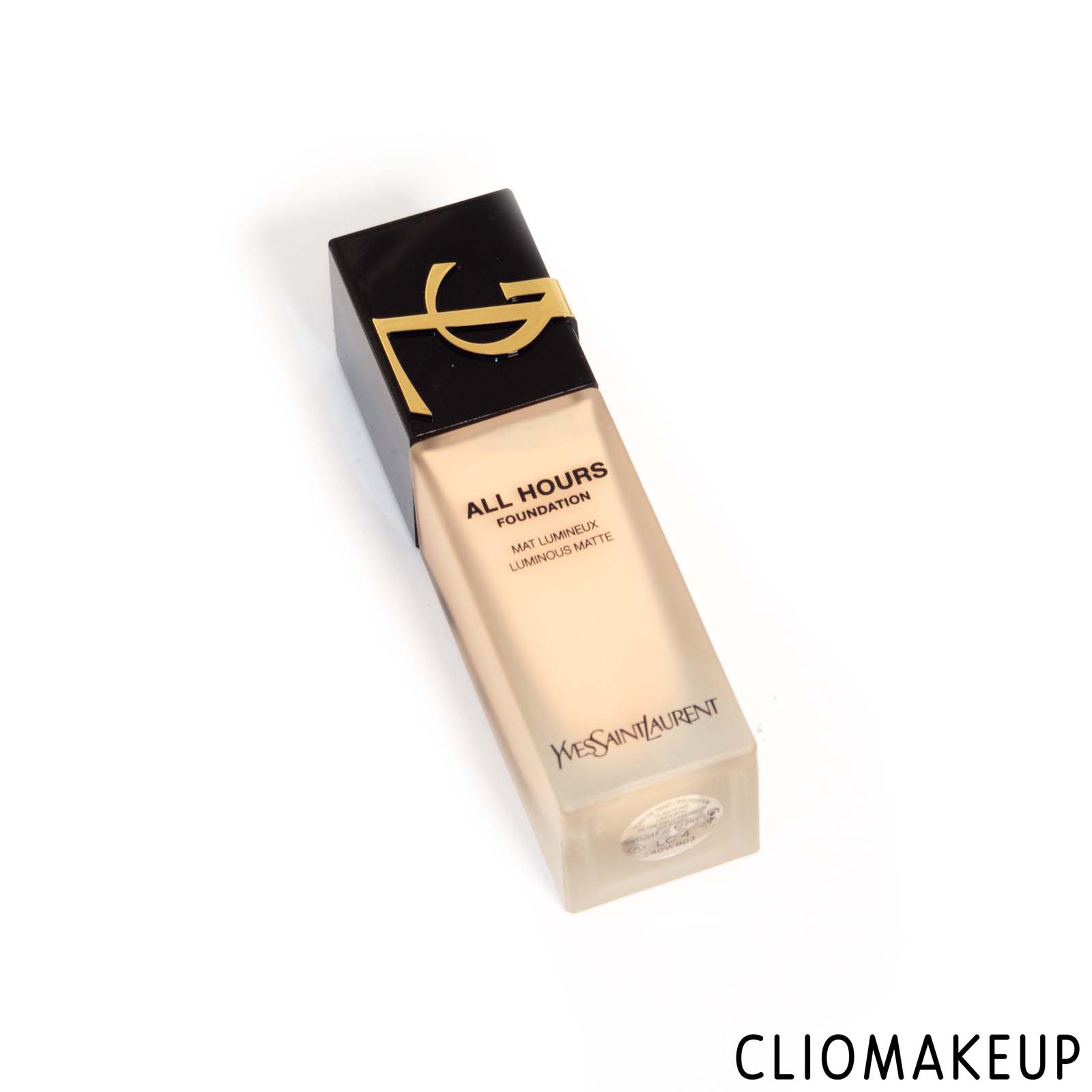 cliomakeup-recensione-fondotinta-yves-saint-laurent-all-hours-foundation-2