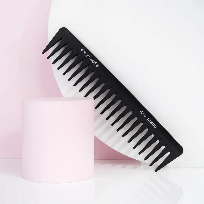 cliomakeup-tipi-spazzole-brushworks-pettine-denti-larghi