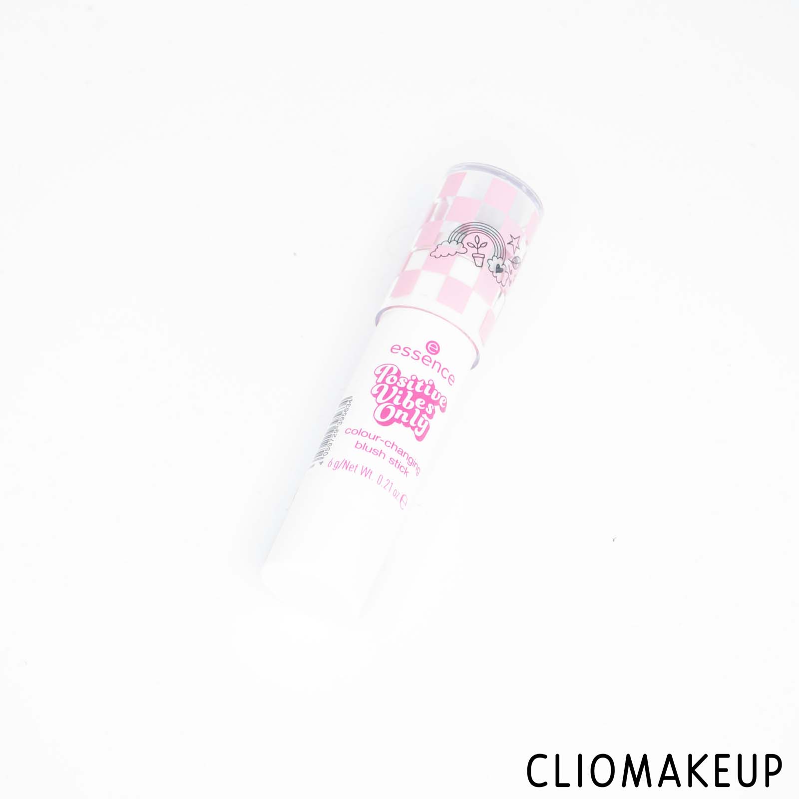 cliomakeup-recensione-blush-essence-positive-vibes-only-colour-changing-blush-stick-2