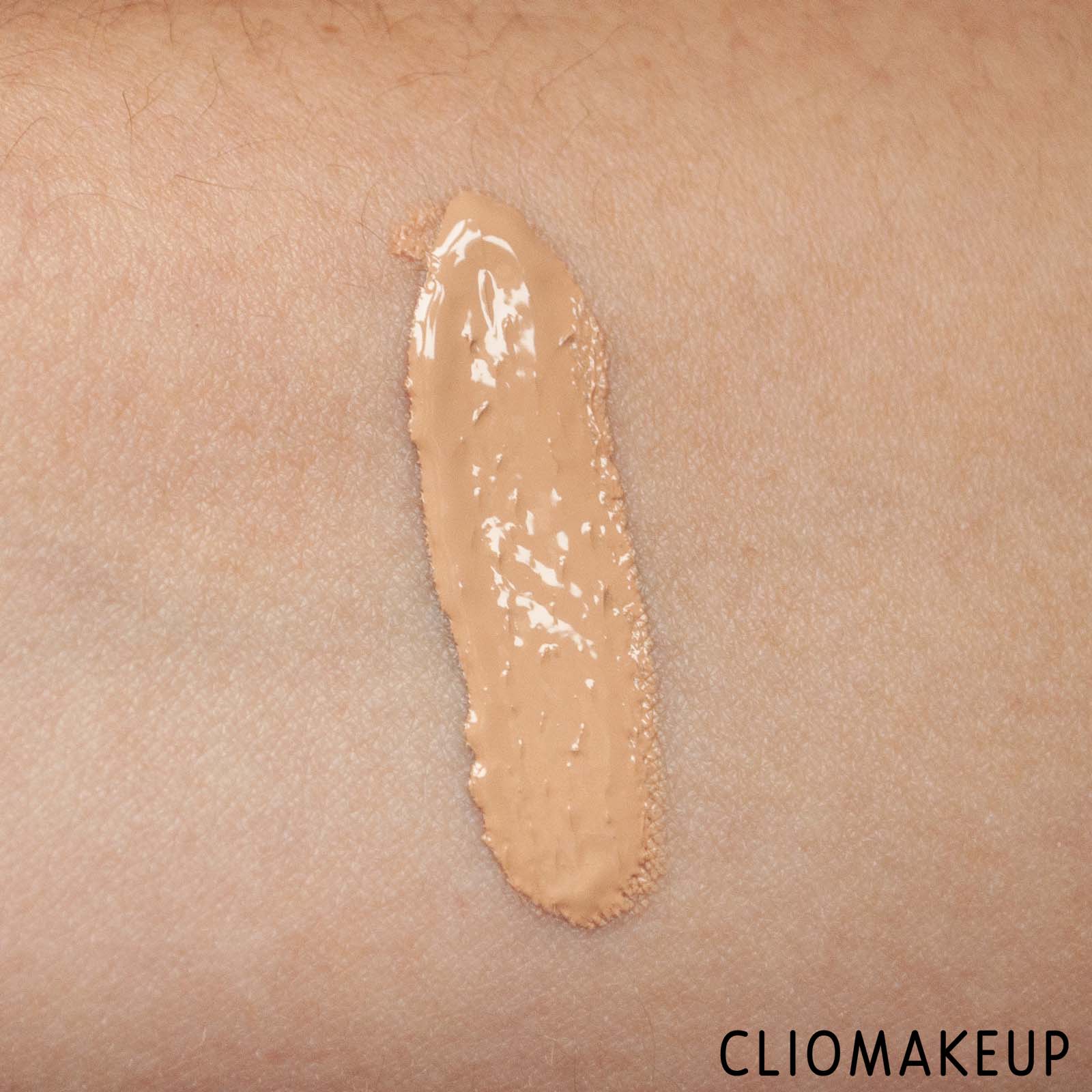 cliomakeup-recensione-fondotinta-lancome-teint-idole-ultra-wear-care-e-glow-6