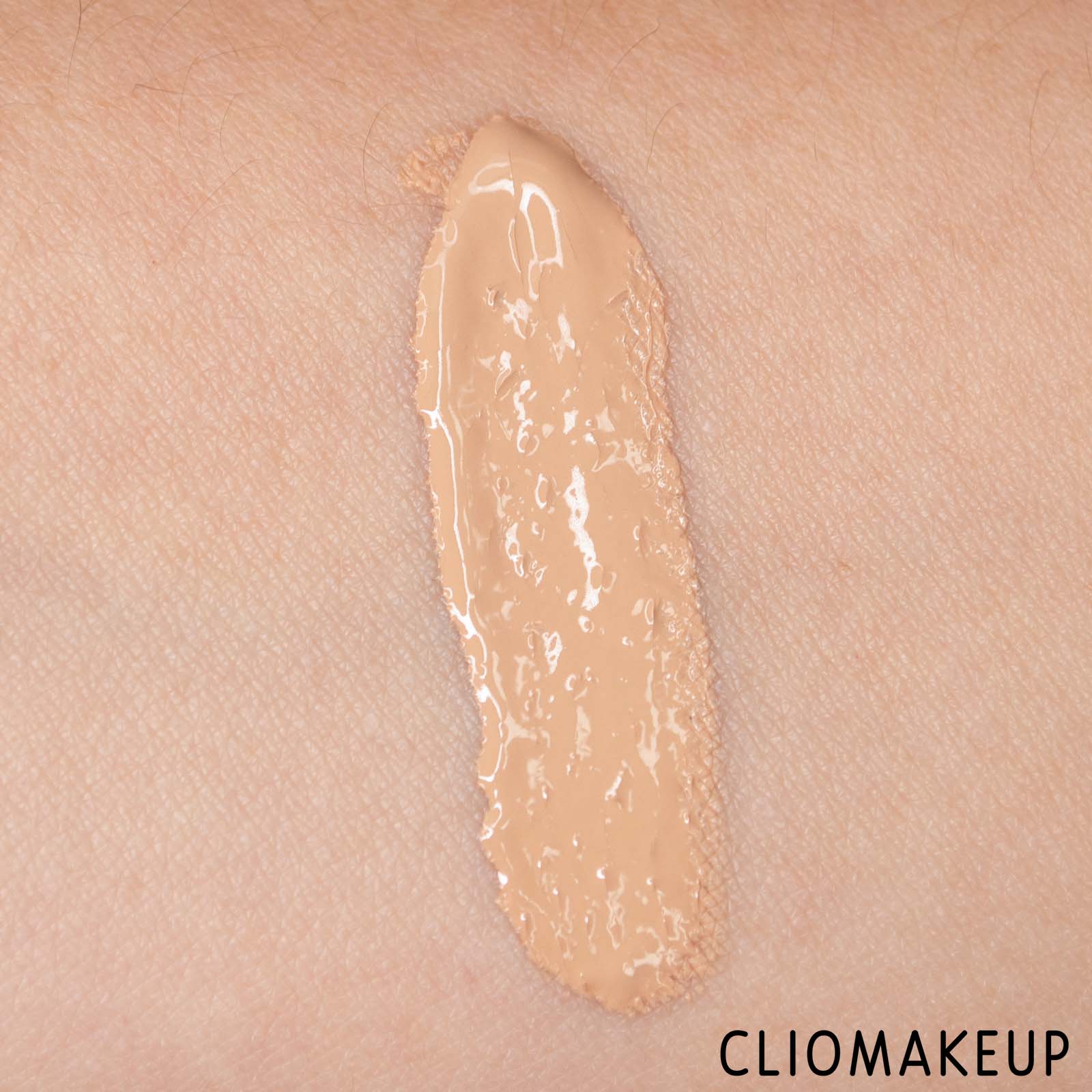 cliomakeup-recensione-fondotinta-lancome-teint-idole-ultra-wear-care-e-glow-7