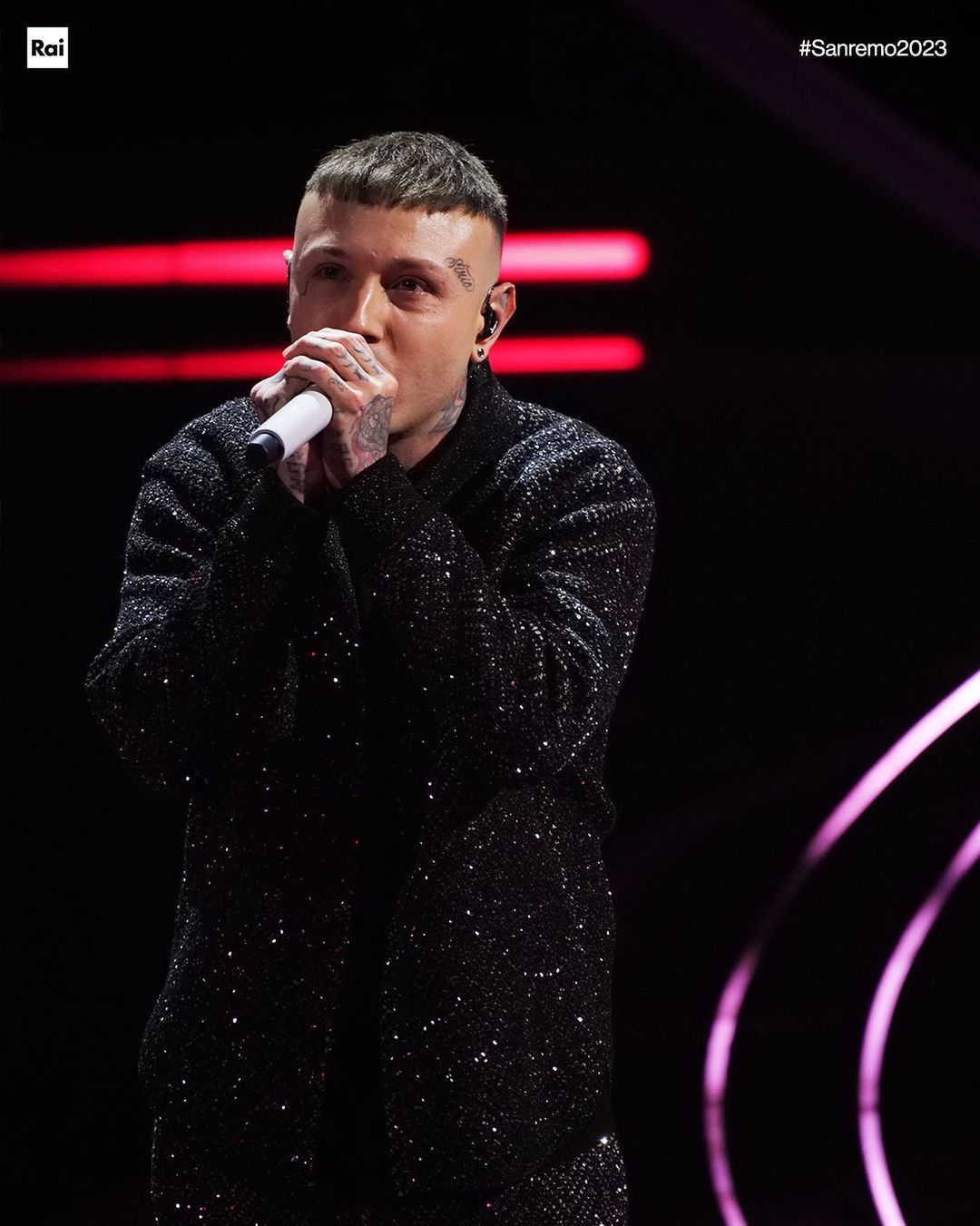 Cliomakeup-migliori-look-festival-di-sanremo-2023-lazza