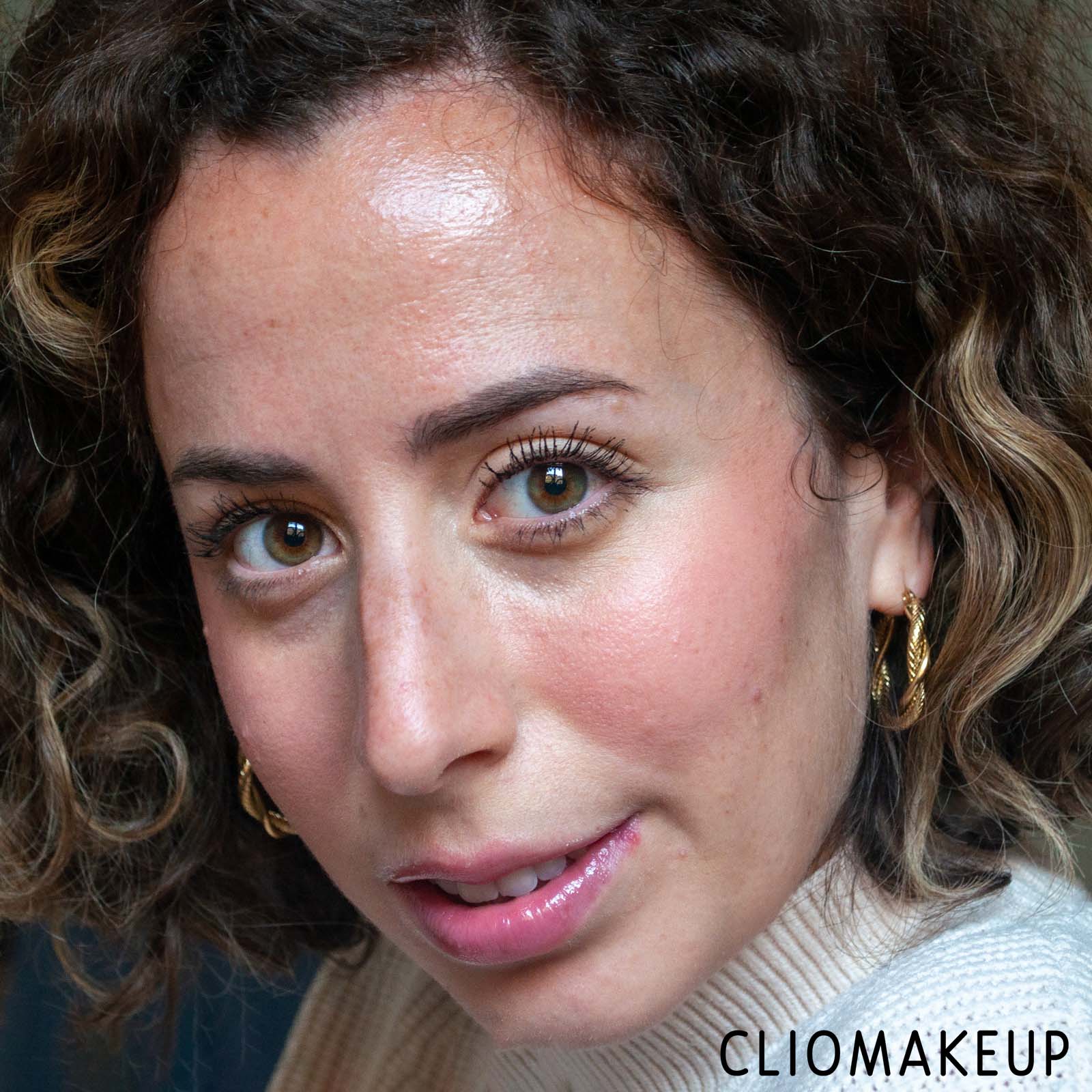cliomakeup-recensione-correttore-rare-beauty-positive-light-under-eye-brightner-12