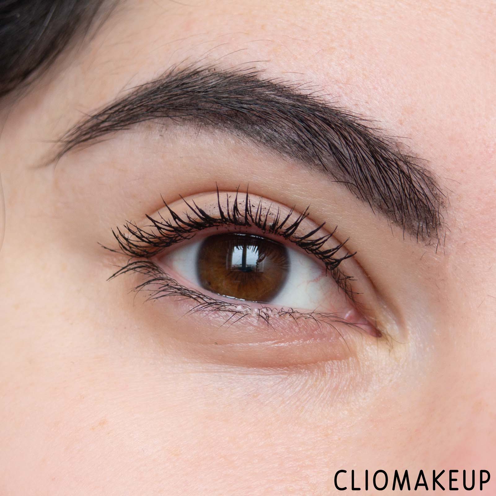 cliomakeup-recensione-mascara-astra-first-reaction-volume-mascara-10