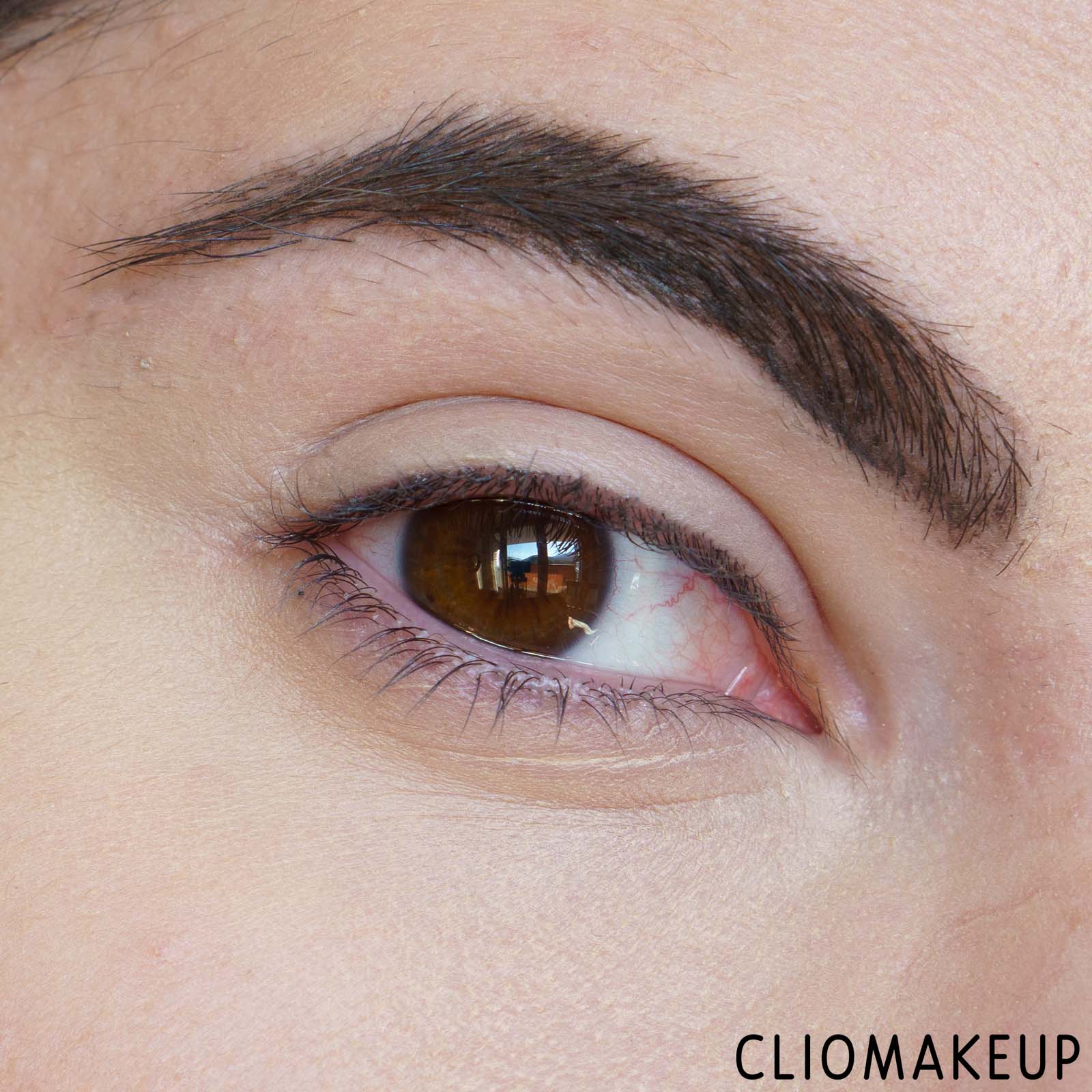 cliomakeup-recensione-mascara-astra-first-reaction-volume-mascara-8
