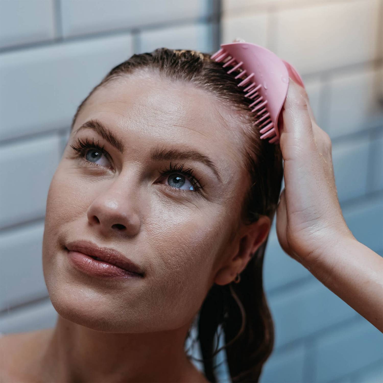 cliomakeup-massaggiatore-cuoio-capelluto-tangle-teezer