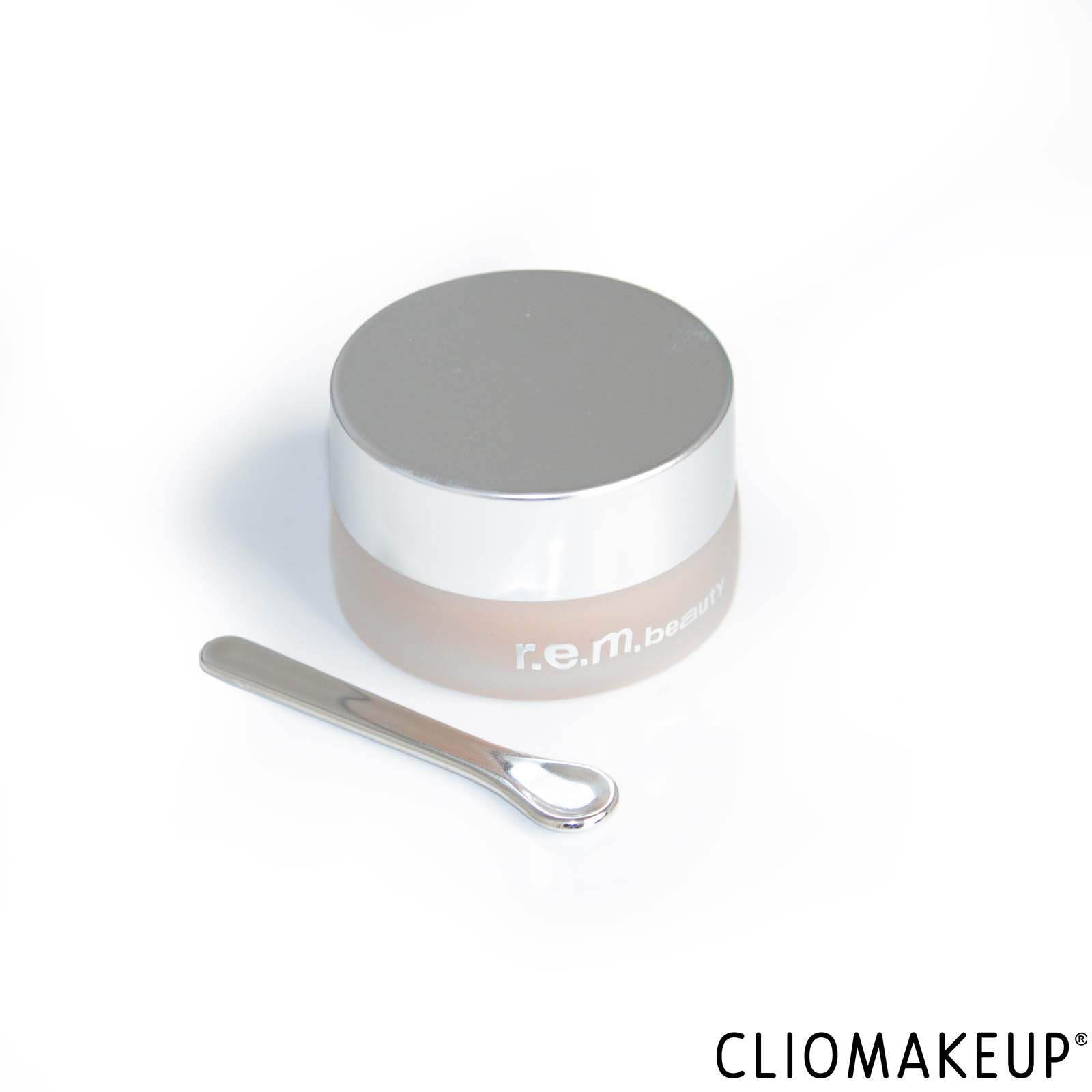 cliomakeup-recensione-correttore-rem-beauty-sweetener-concealer-4