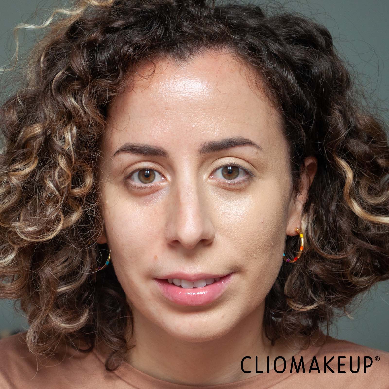 cliomakeup-recensione-fondotinta-deborah-skin-booster-fondotinta-in-siero-8