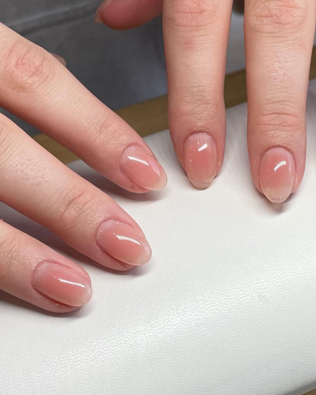 cliomakeup-blush-nails-2023-teamclio-10