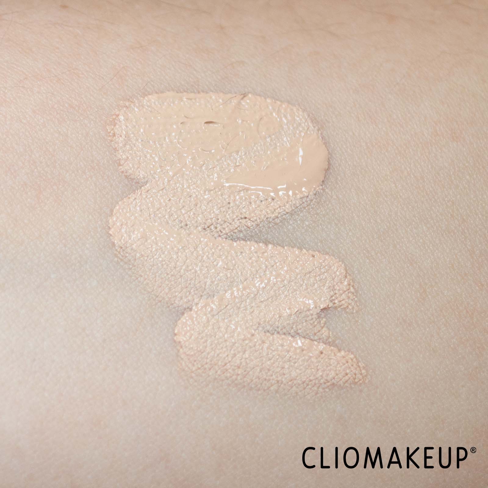 cliomakeup-recensione-correttore-urban-decay-stay-naked-quickie-concealer-6