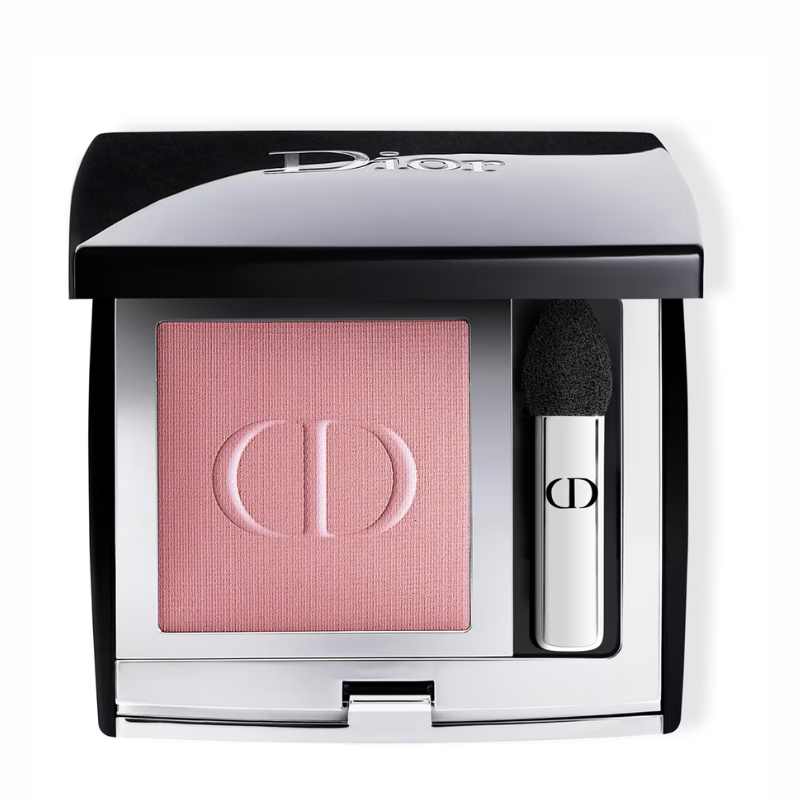 cliomakeup-ombretti-a-lunga-tenuta-estate-2023-look-prova-caldo-6