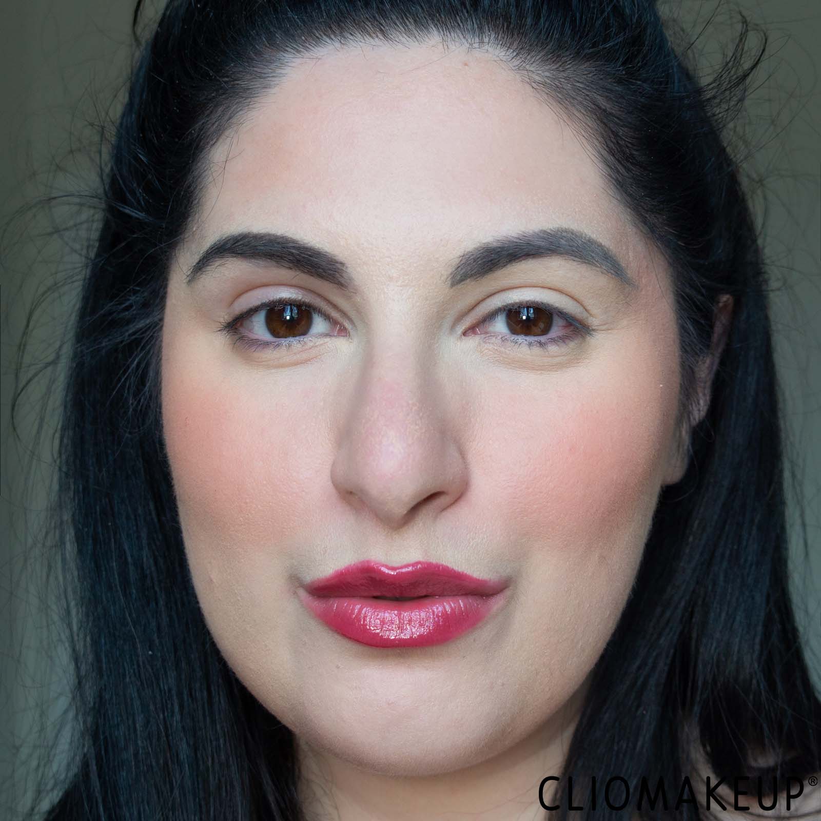 cliomakeup-recensione-blush-the-balm-instain-swiss-dot-blush-11