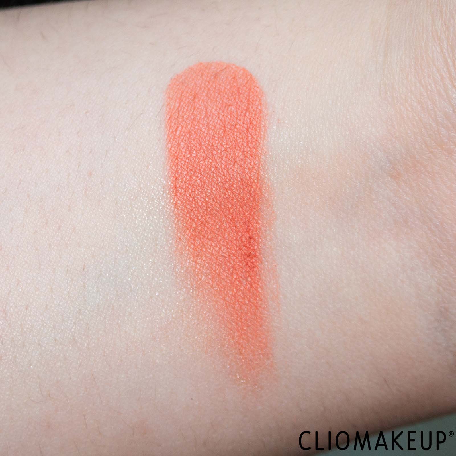 cliomakeup-recensione-blush-the-balm-instain-swiss-dot-blush-7