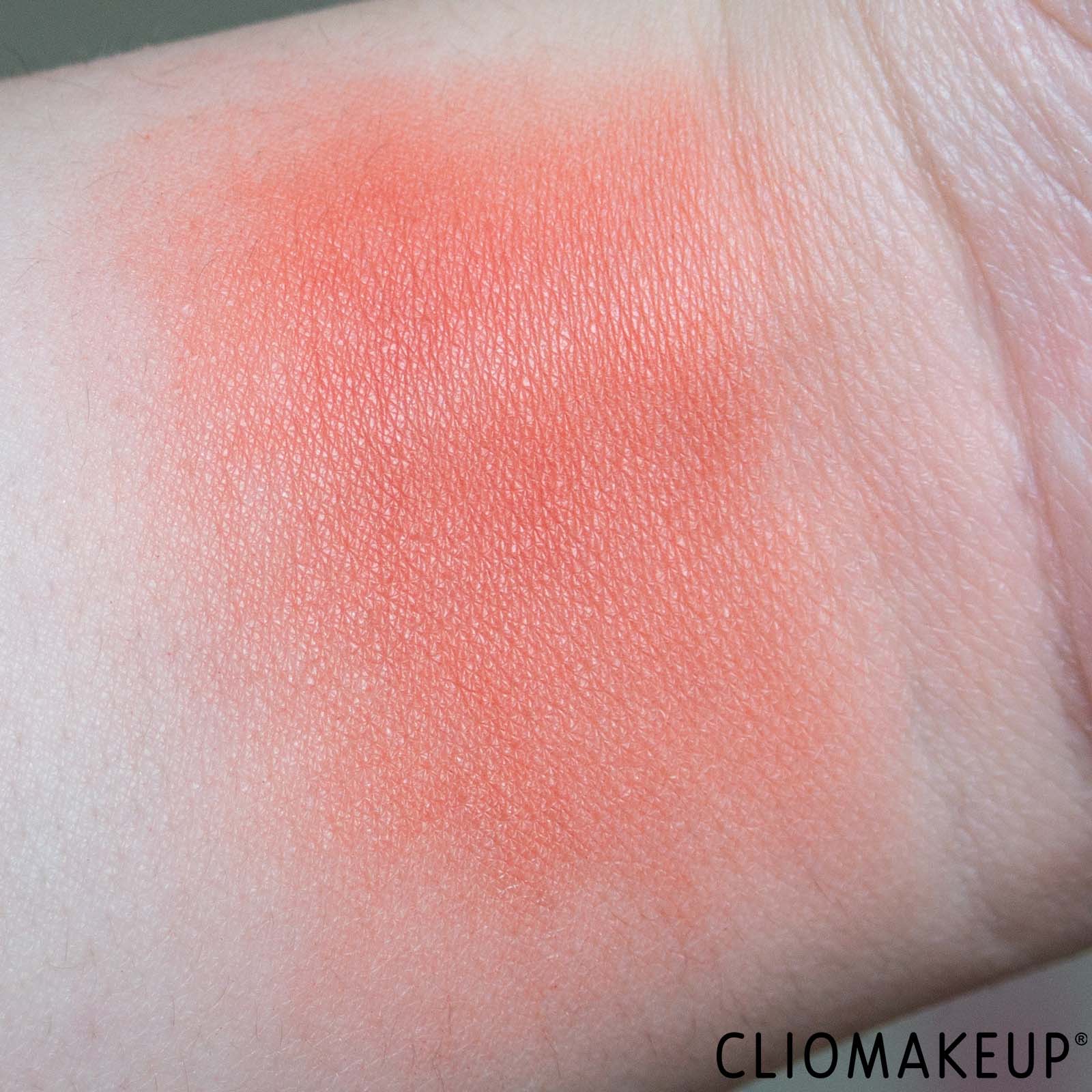 cliomakeup-recensione-blush-the-balm-instain-swiss-dot-blush-8