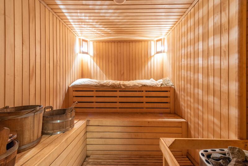 cliomakeup-sauna-come-funziona-tutti-benefici-corpo-pelle-2