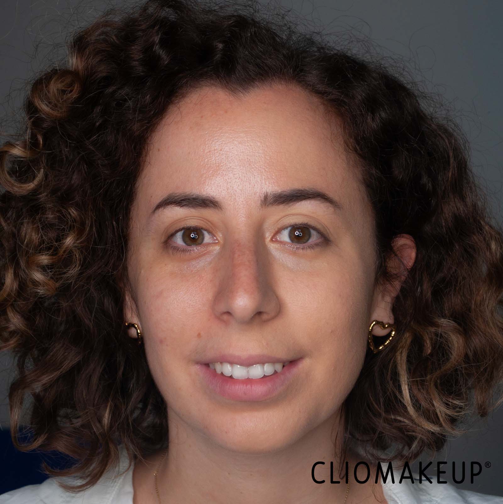cliomakeup-recensione-fondotinta-maybelline-dream-radiant-liquid-hydrating-foundation-11