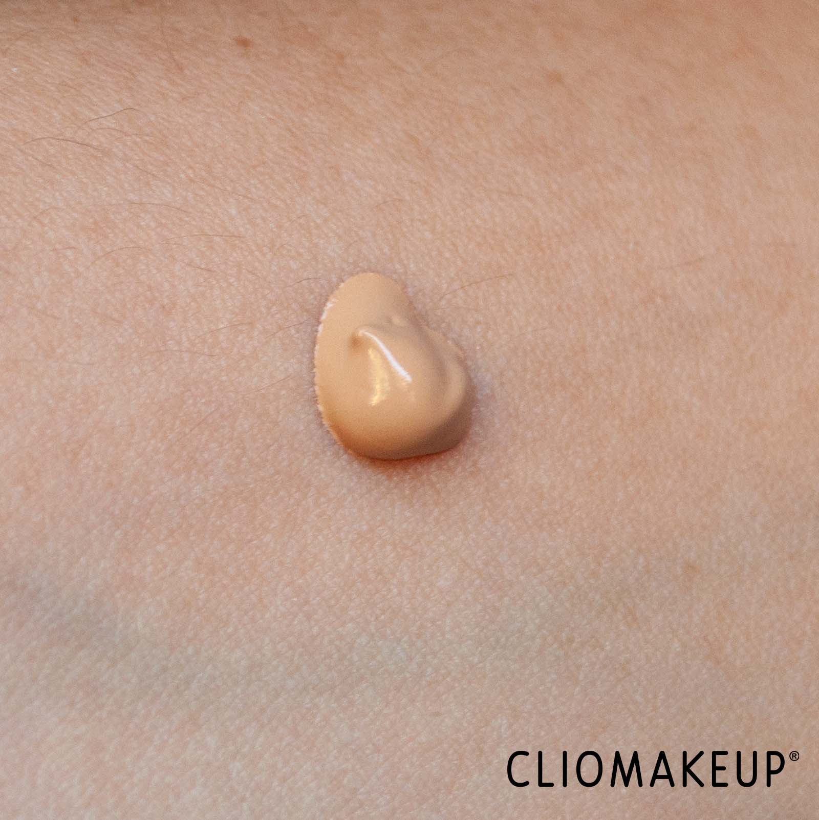 cliomakeup-recensione-fondotinta-maybelline-dream-radiant-liquid-hydrating-foundation-6