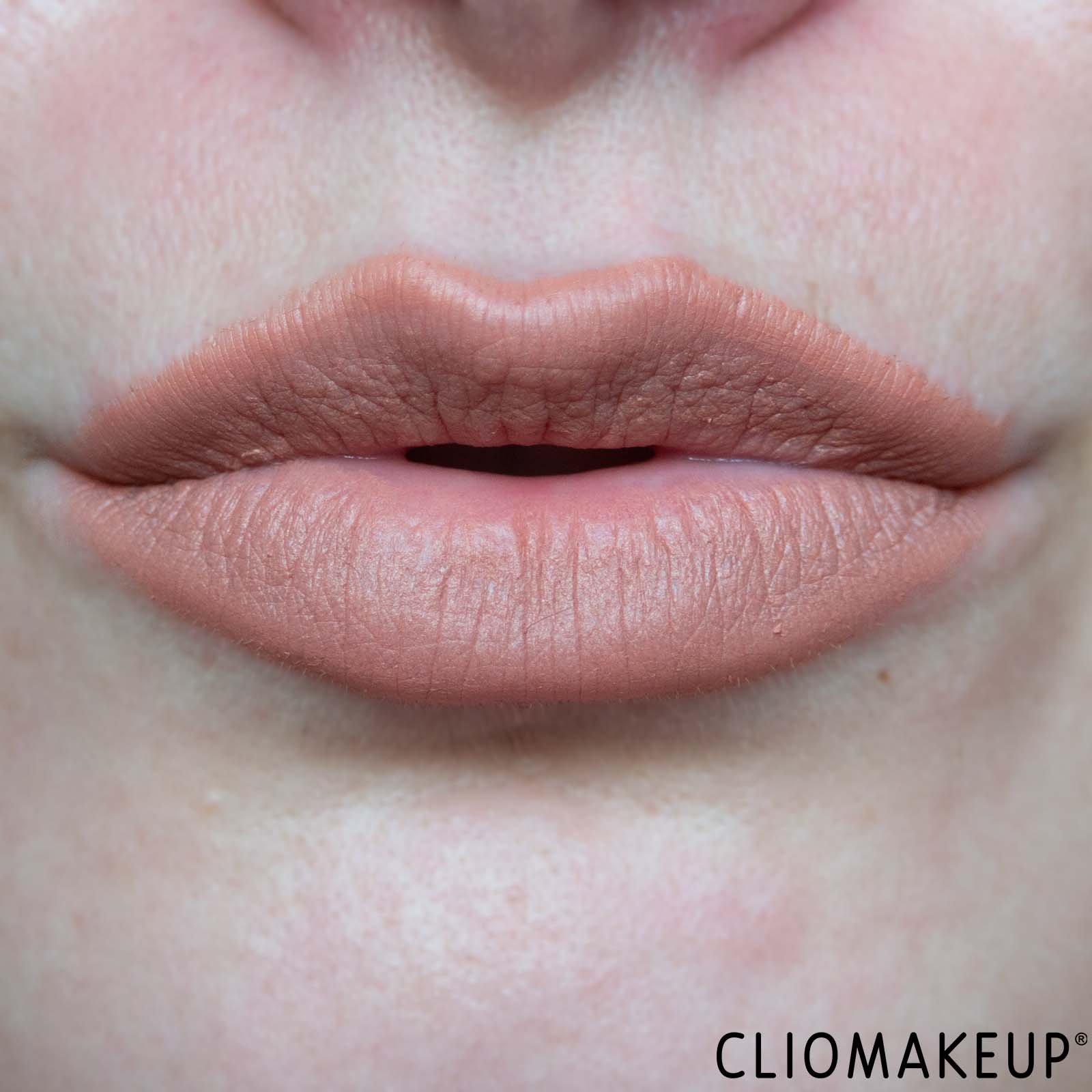 cliomakeup-recensione-matita-labbra-too-faced-lip-injection-extreme-lip-shaper-10