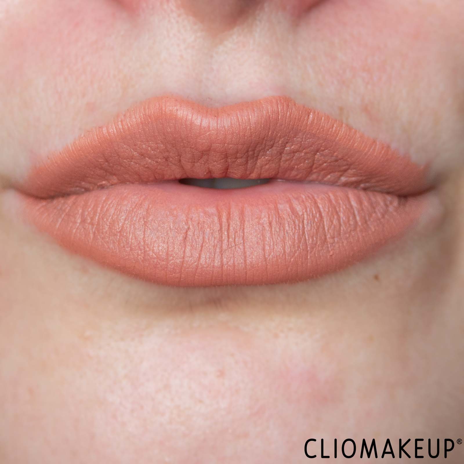 cliomakeup-recensione-matita-labbra-too-faced-lip-injection-extreme-lip-shaper-11