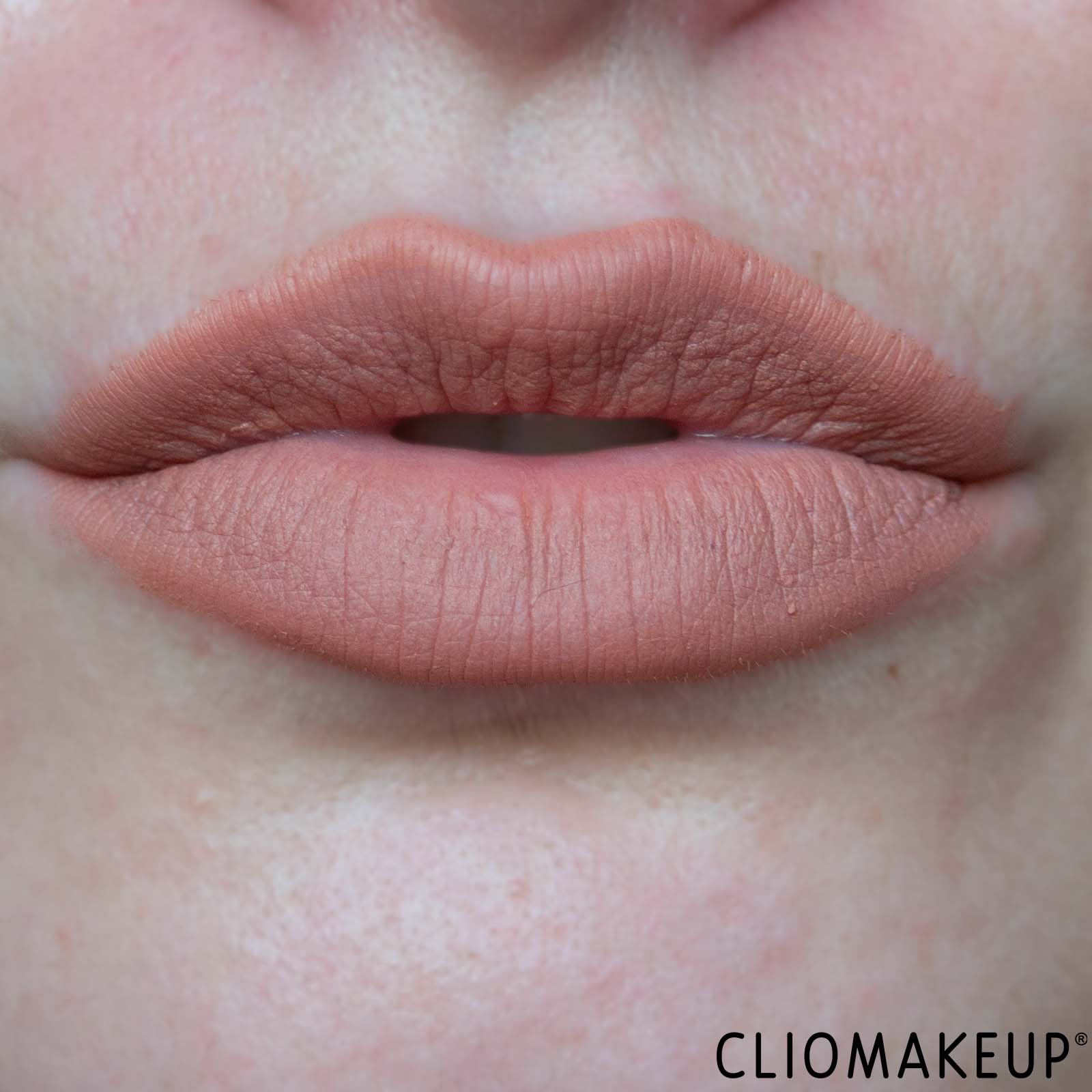 cliomakeup-recensione-matita-labbra-too-faced-lip-injection-extreme-lip-shaper-12