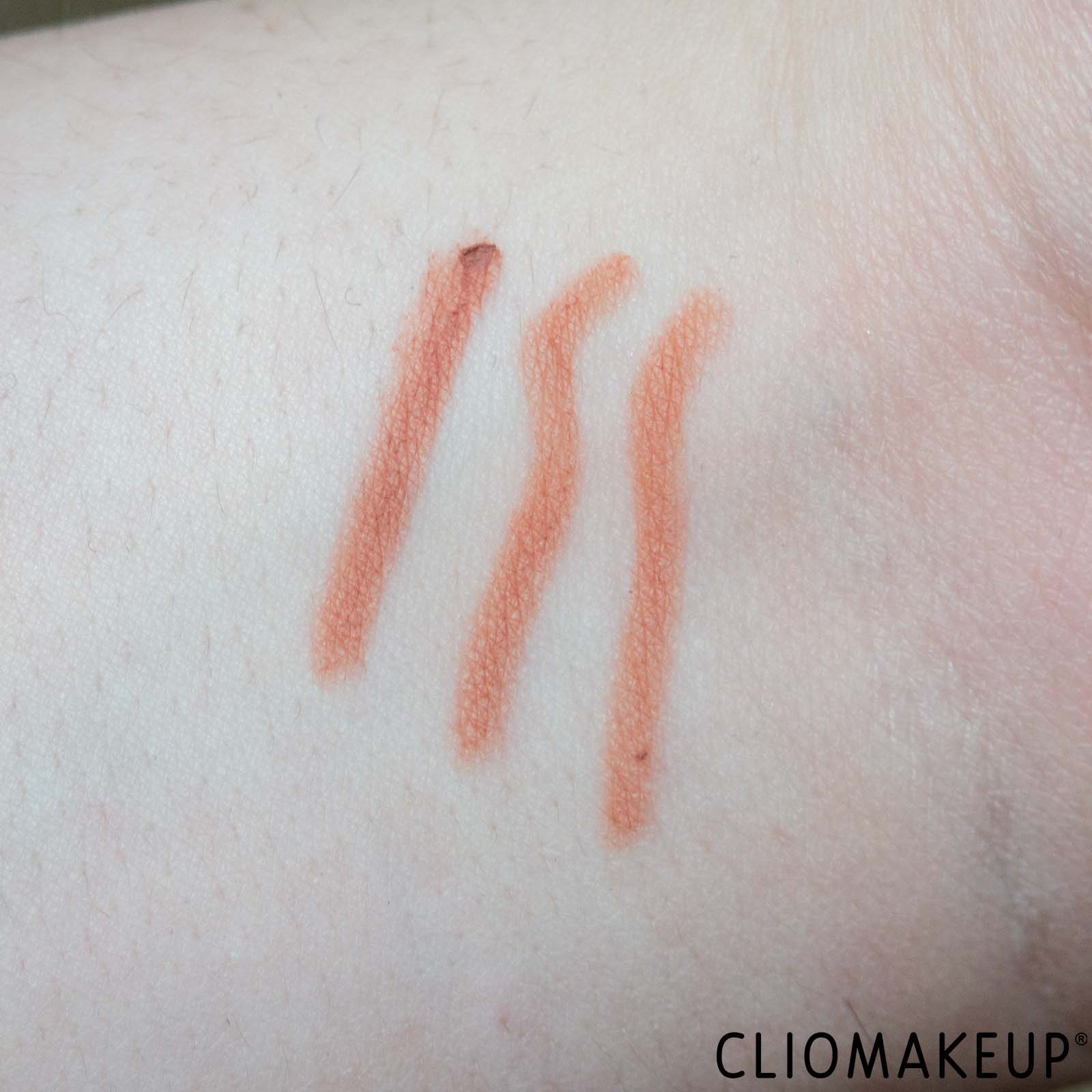 cliomakeup-recensione-matita-labbra-too-faced-lip-injection-extreme-lip-shaper-6