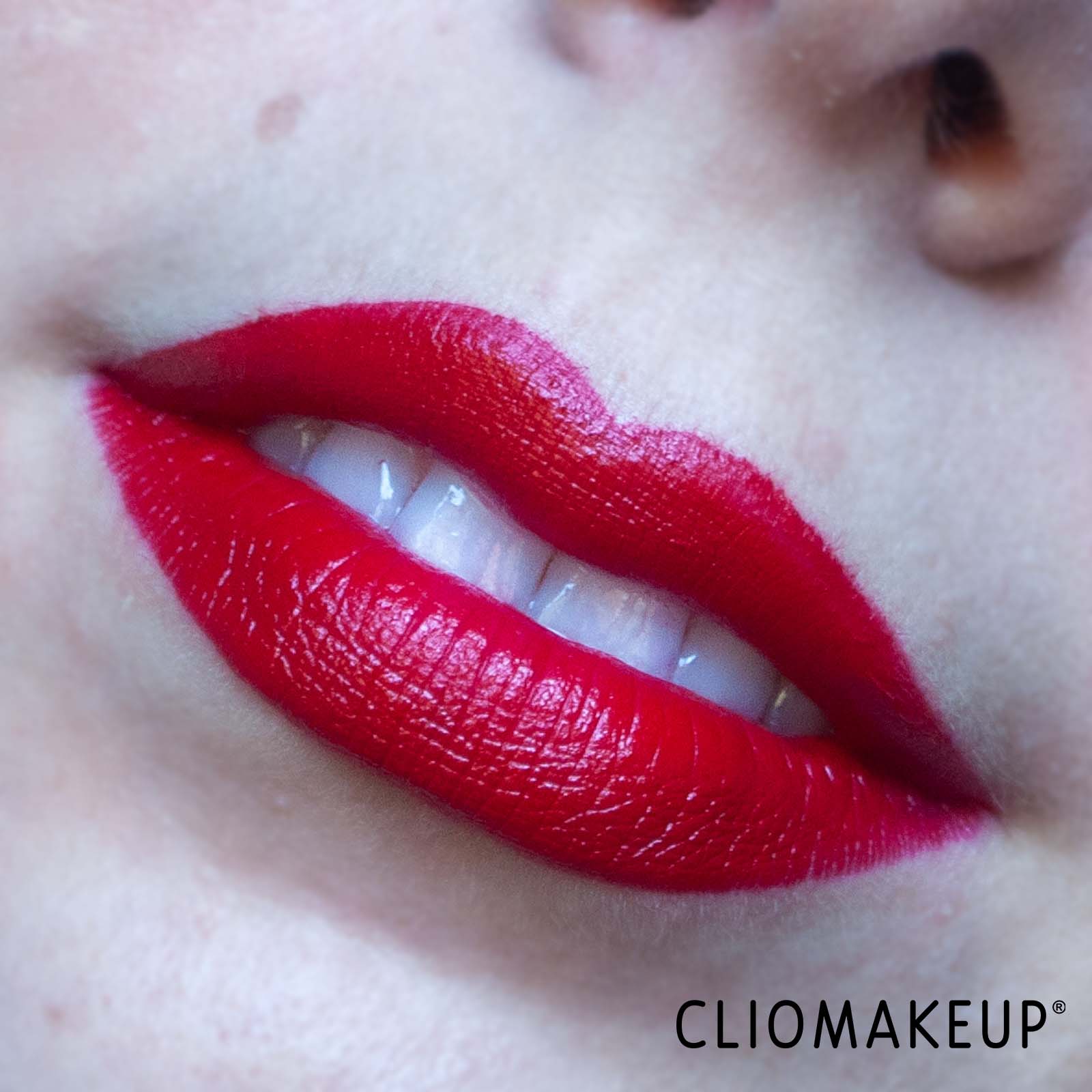 cliomakeup-recensione-rossetto-natasha-denona-i-need-a-rouge-lip-styletto-10