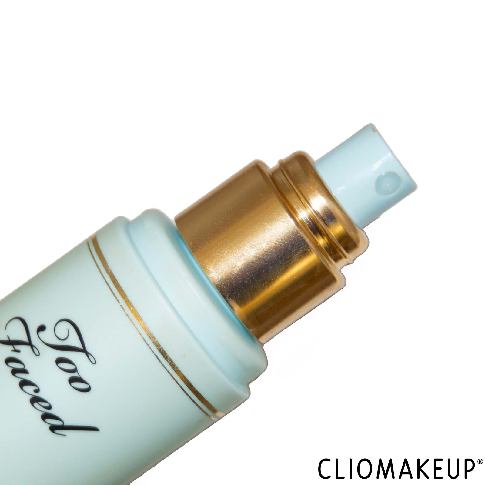 cliomakeup-recensione-spray-fissante-too-faced-insurance-setting-spray-5