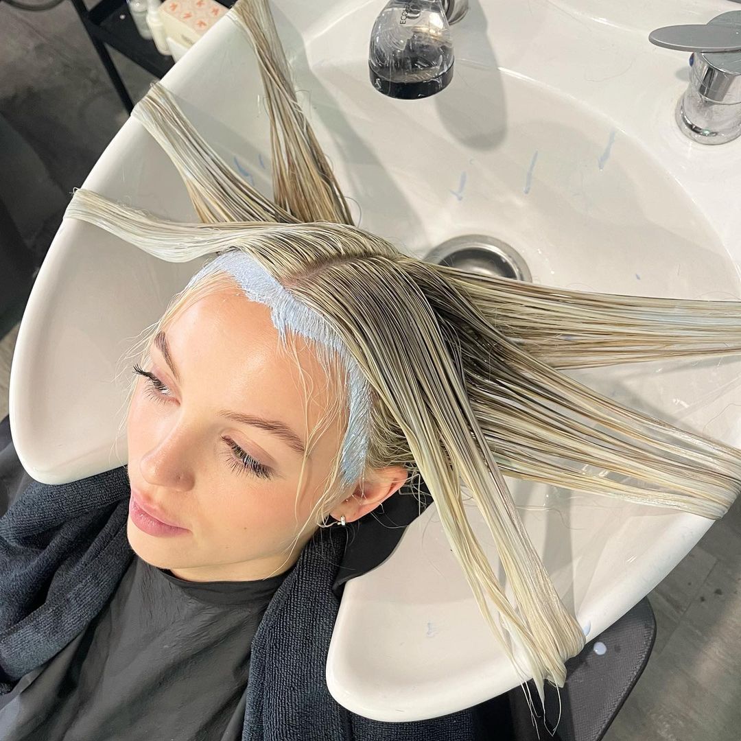 cliomakeup-scandi-hairline-metodo-essere-bionde-virale-tiktok-5
