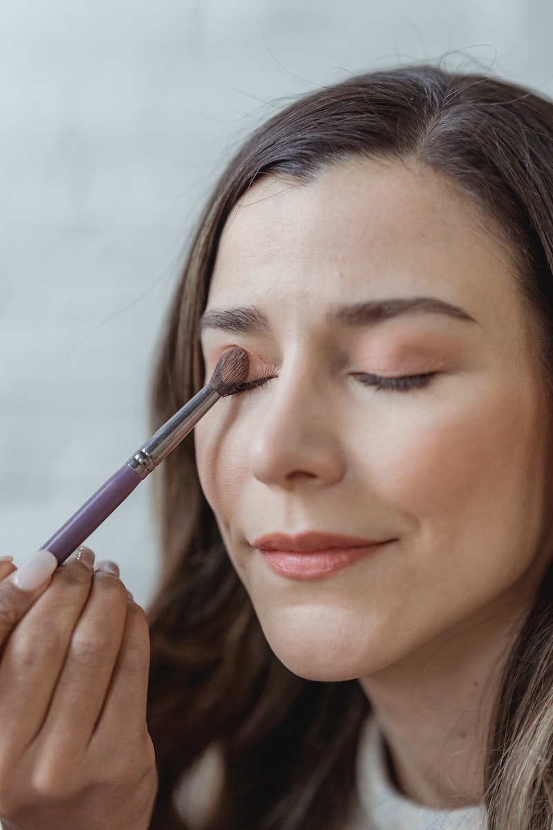 cliomakeup-come-non-sporcare-viso-con-trucco-1