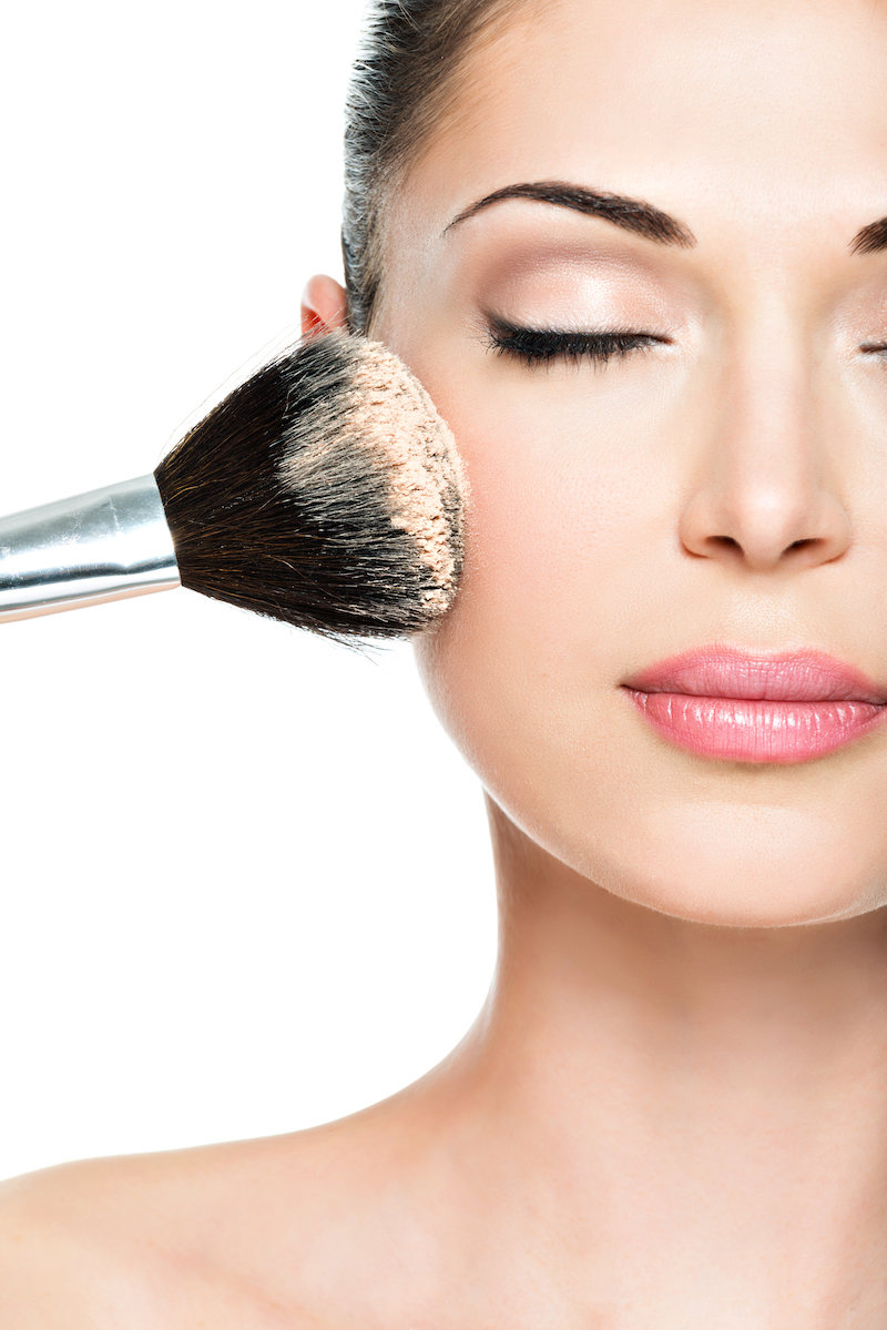 cliomakeup-come-non-sporcare-viso-con-trucco-4
