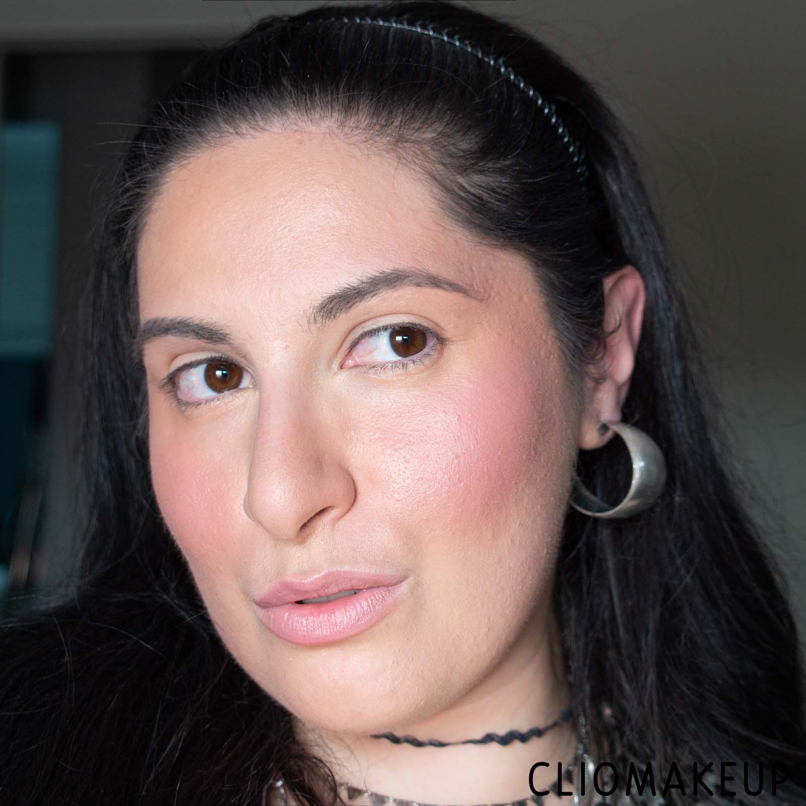 cliomakeup-recensione-fondotinta-collistar-unico-fondotinta-essenza-universale-di-giovinezza-14