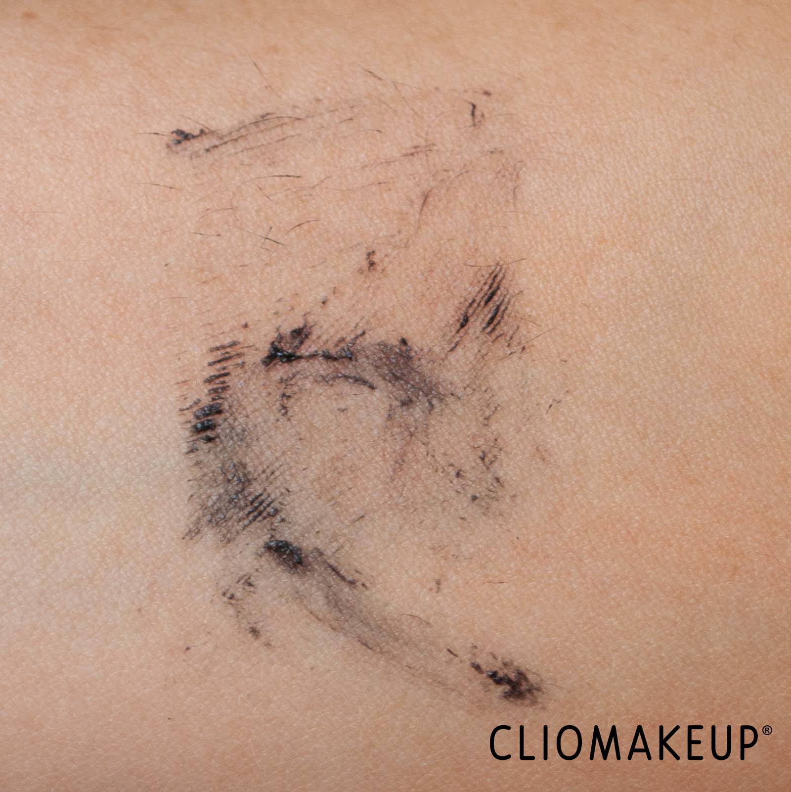 cliomakeup-recensione-mascara-too-faced-better-than-sex-foreplay-mascara-primer-6