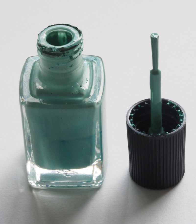cliomakeup-ogni-quanto-cambiare-smalti-5