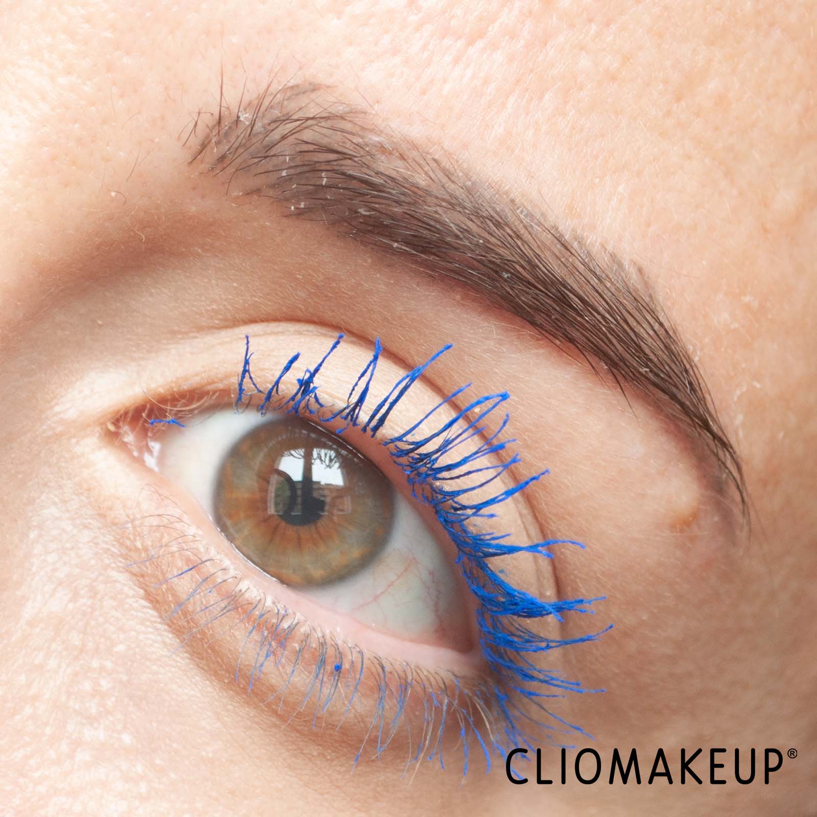 cliomakeup-recensione-mascara-ysl-lash-clash-extreme-volume-mascara-electric-blue-12