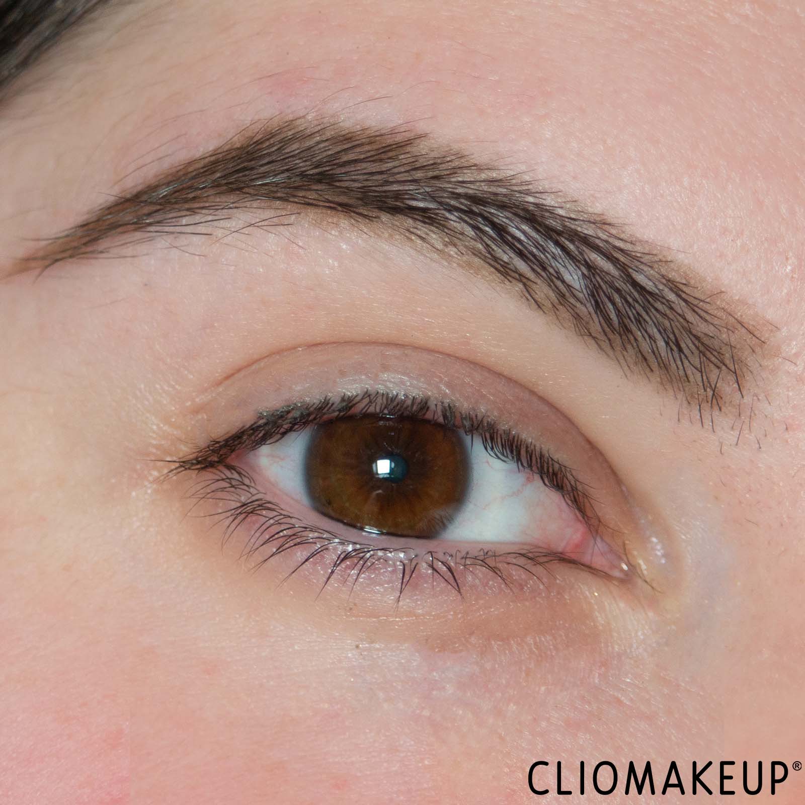 cliomakeup-recensione-matita-sopracciglia-astra-pure-beauty-brow-pencil-11