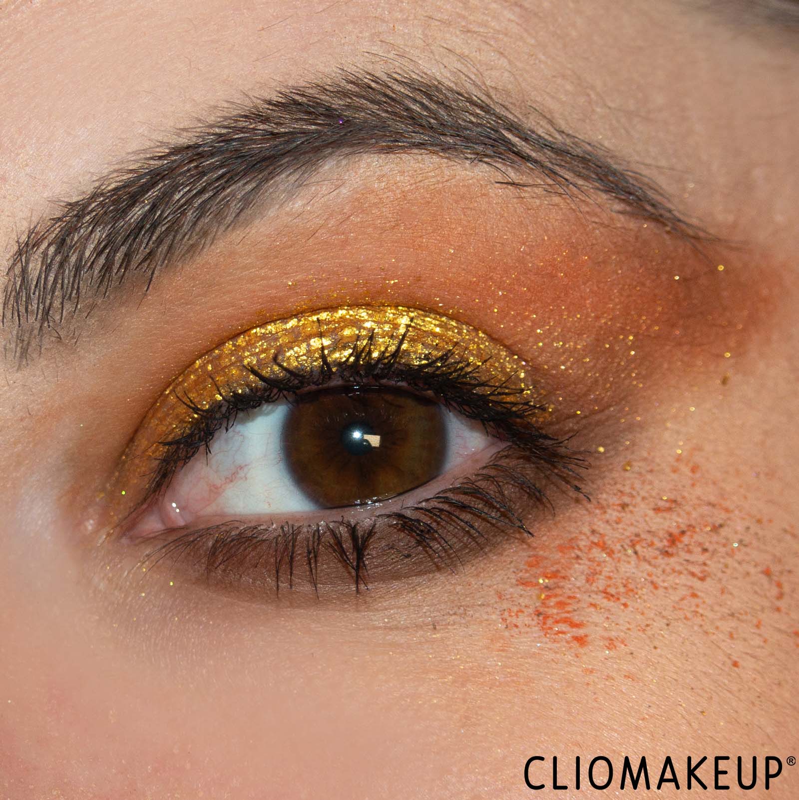 cliomakeup-recensione-palette-essence-welcome-to-cape-town-eyeshadow-palette-13