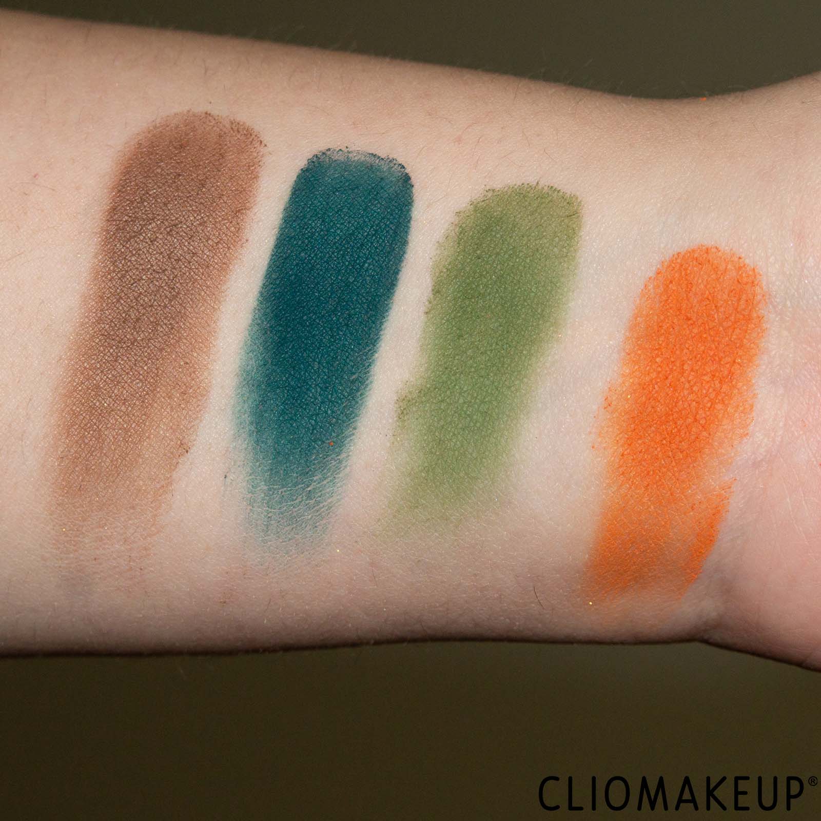 cliomakeup-recensione-palette-essence-welcome-to-cape-town-eyeshadow-palette-9